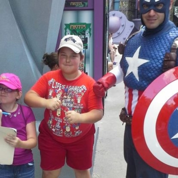 Meet your Posher, David - Picture 1 of 1